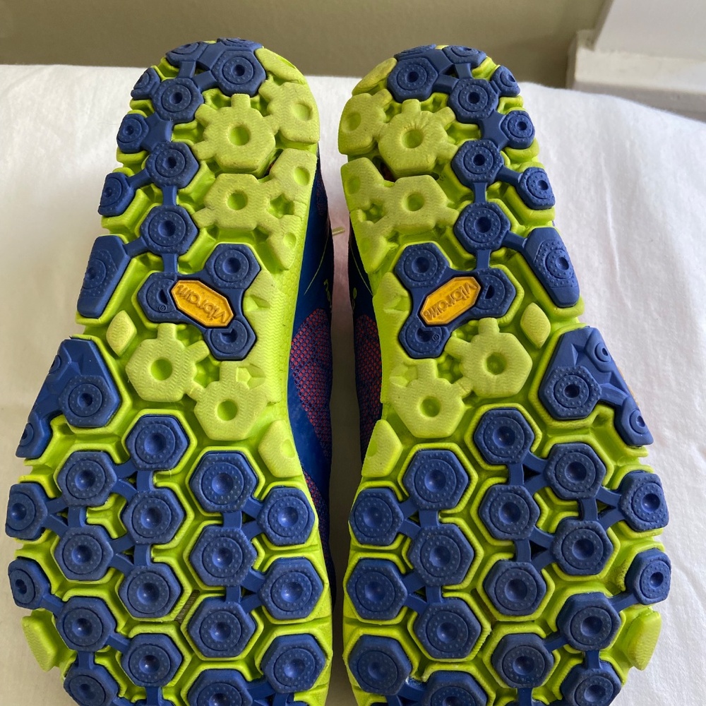 New Balance - Picture 6 of 8